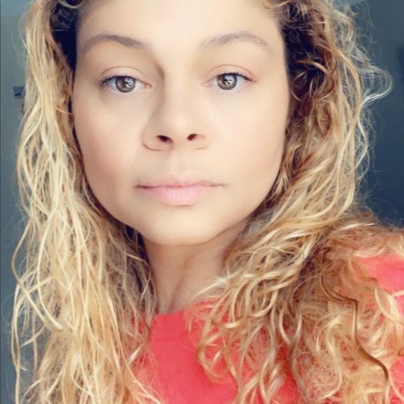 Meet your Posher, Jo - Picture 1 of 1